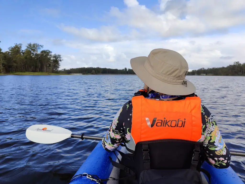 Kayaking at Lake Kurwongbah